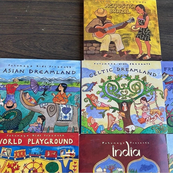 Putumayo Kids World Music CD Bundle - Picture 2 of 8